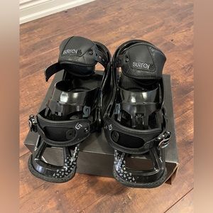 Burton snowboard binding, men size 8-11